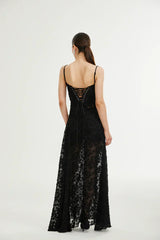 Monique | Vestido Longo Preto em Renda Floral com Alças Finas