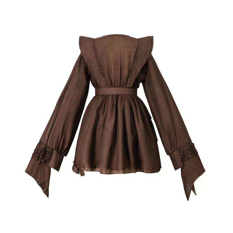 Taína | Vestido Curto Chocolate em Camadas com Manga Volumosa e Cinto
