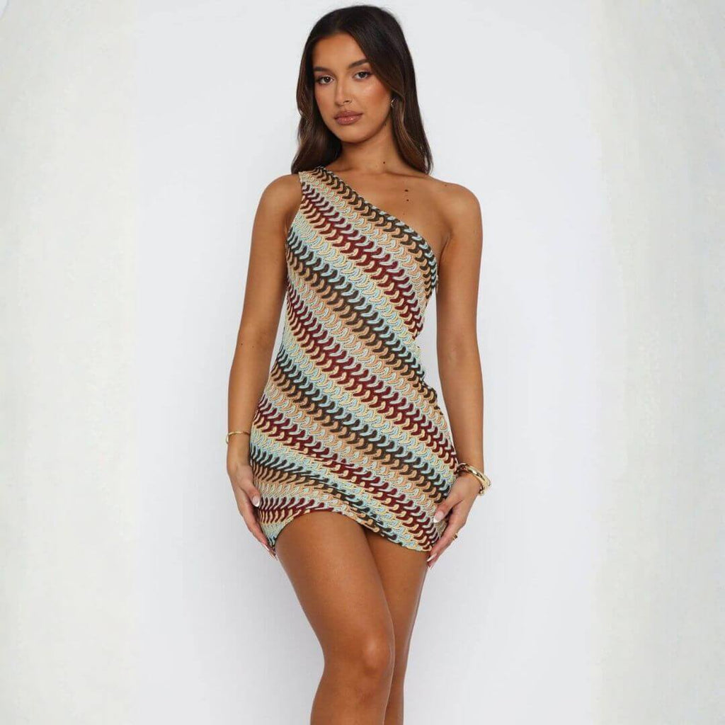 Vicenza | Vestido Mini em Renda Geométrica Tribal com Ombro Só