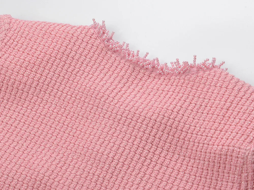Valentina | Vestido Midi Rosa em Tricô com Babados e Bordado de Pérolas