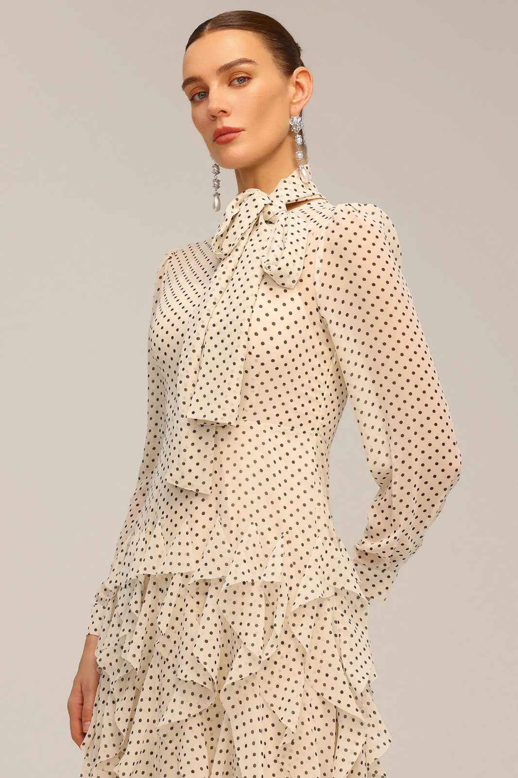 Sereia | Vestido Longo em Chiffon com Poás e Laço Borboleta