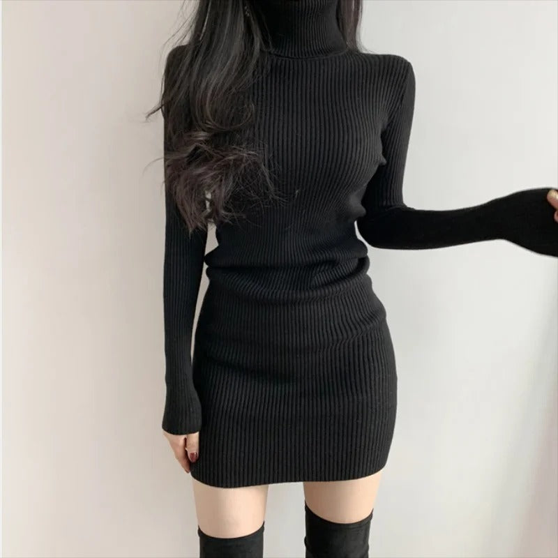 VESTIDO GOLA ALTA CANELADO DE MANGA LONGA