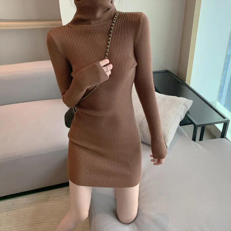 VESTIDO GOLA ALTA CANELADO DE MANGA LONGA