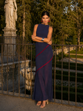 Ingrid | Vestido Longo Azul Marinho com Gola Alta e Fenda Lateral