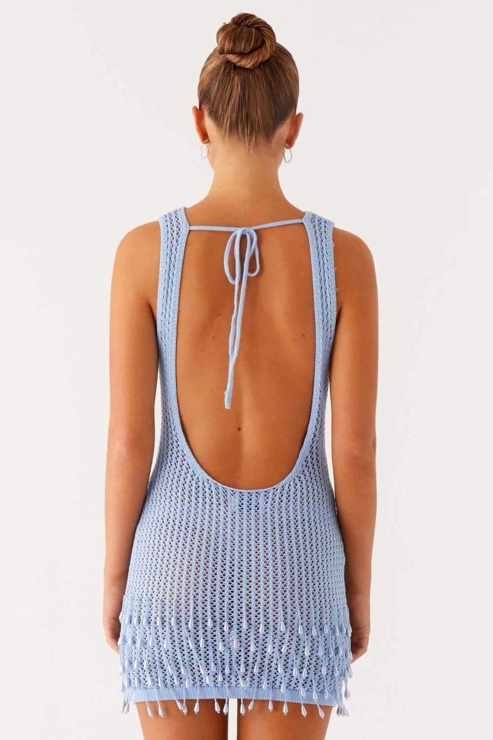 Rebeca | Vestido Curto Branco em Crochê com Costas Abertas