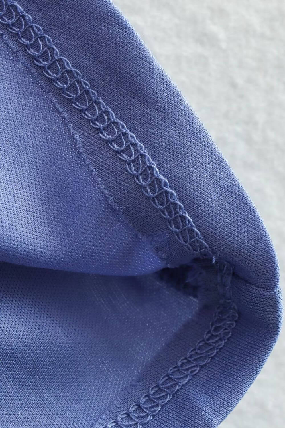 Penélope | Vestido Mini em Franjas Azul Ardósia com Decote Halter