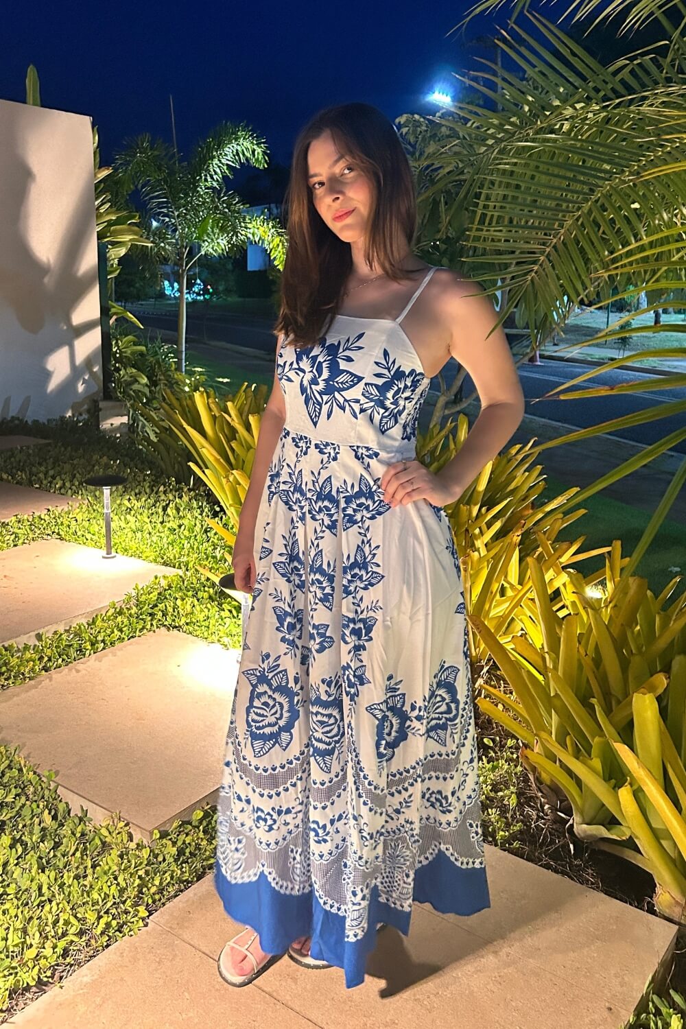 Lorena | Vestido Midi Azul Royal com Estampa Mandala