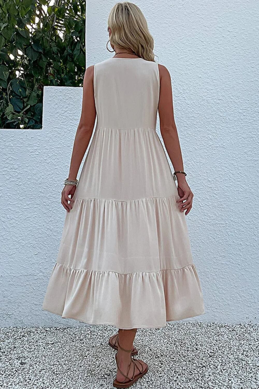 Orla | Vestido Midi em Viscose Fluida com Corte Evasê