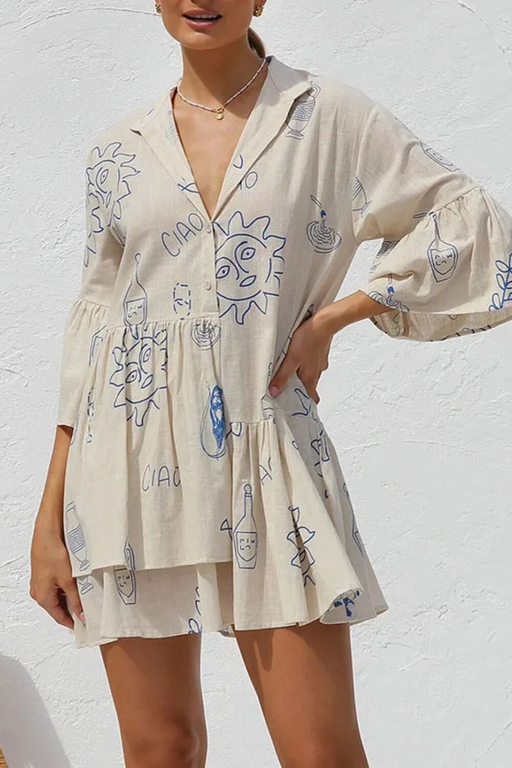 Giovana | Vestido Curto Branco com Bordado Artesanal e Manga Bufante